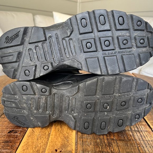 Like new Danner Striker II GTX 4.5\